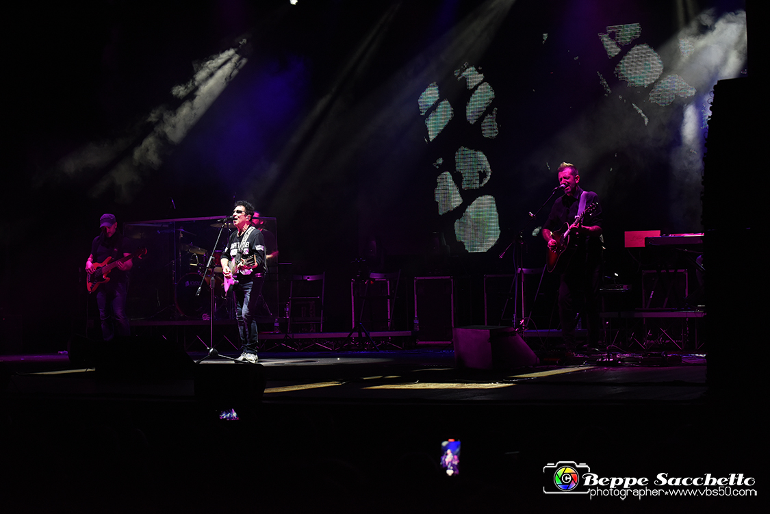 VBS_4226 - Concerto Edoardo Bennato - Peter Pan Rock 'n' Roll Tour.jpg